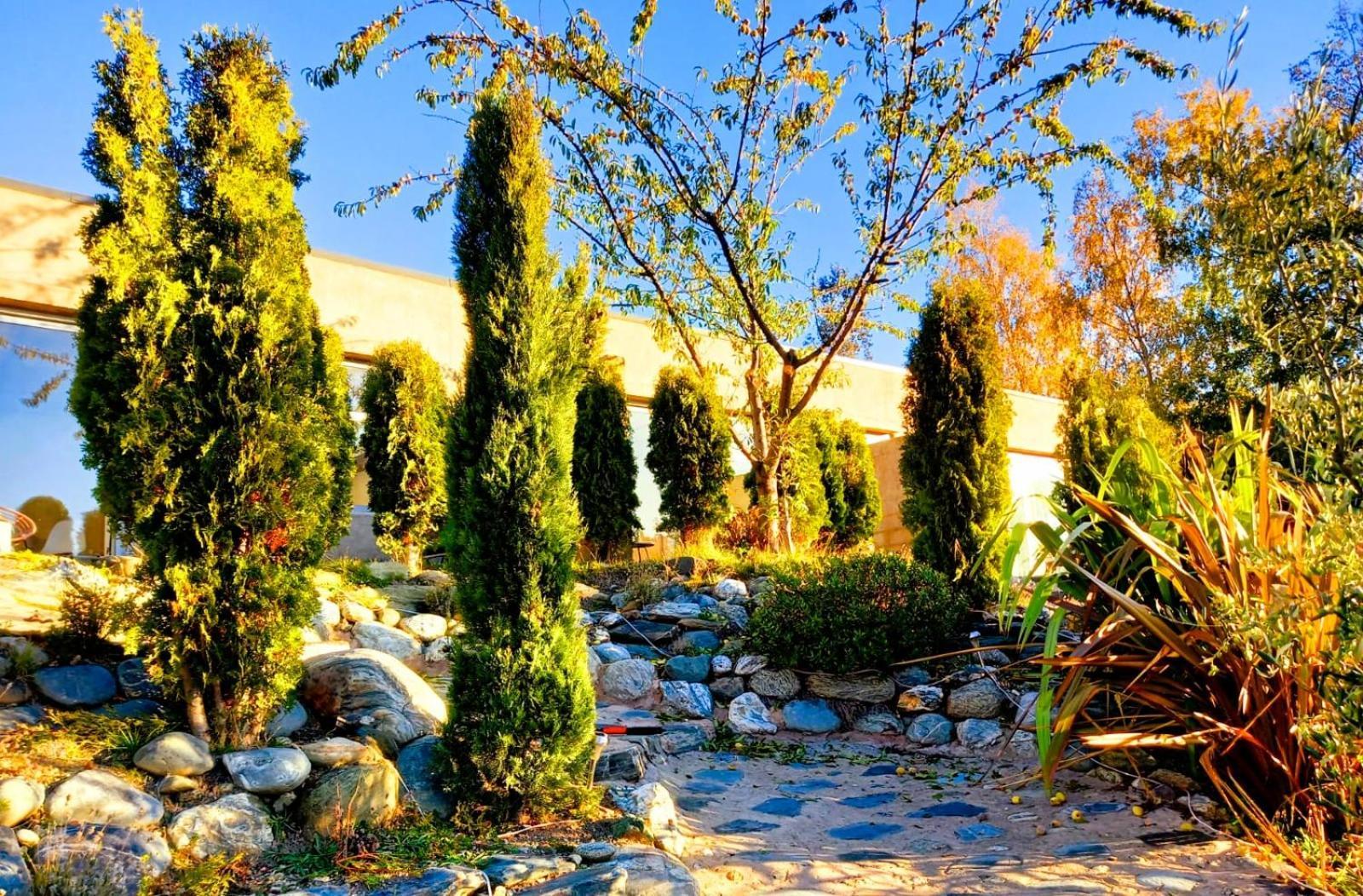 Hotel The Hidden Spring Wanaka Exterior foto