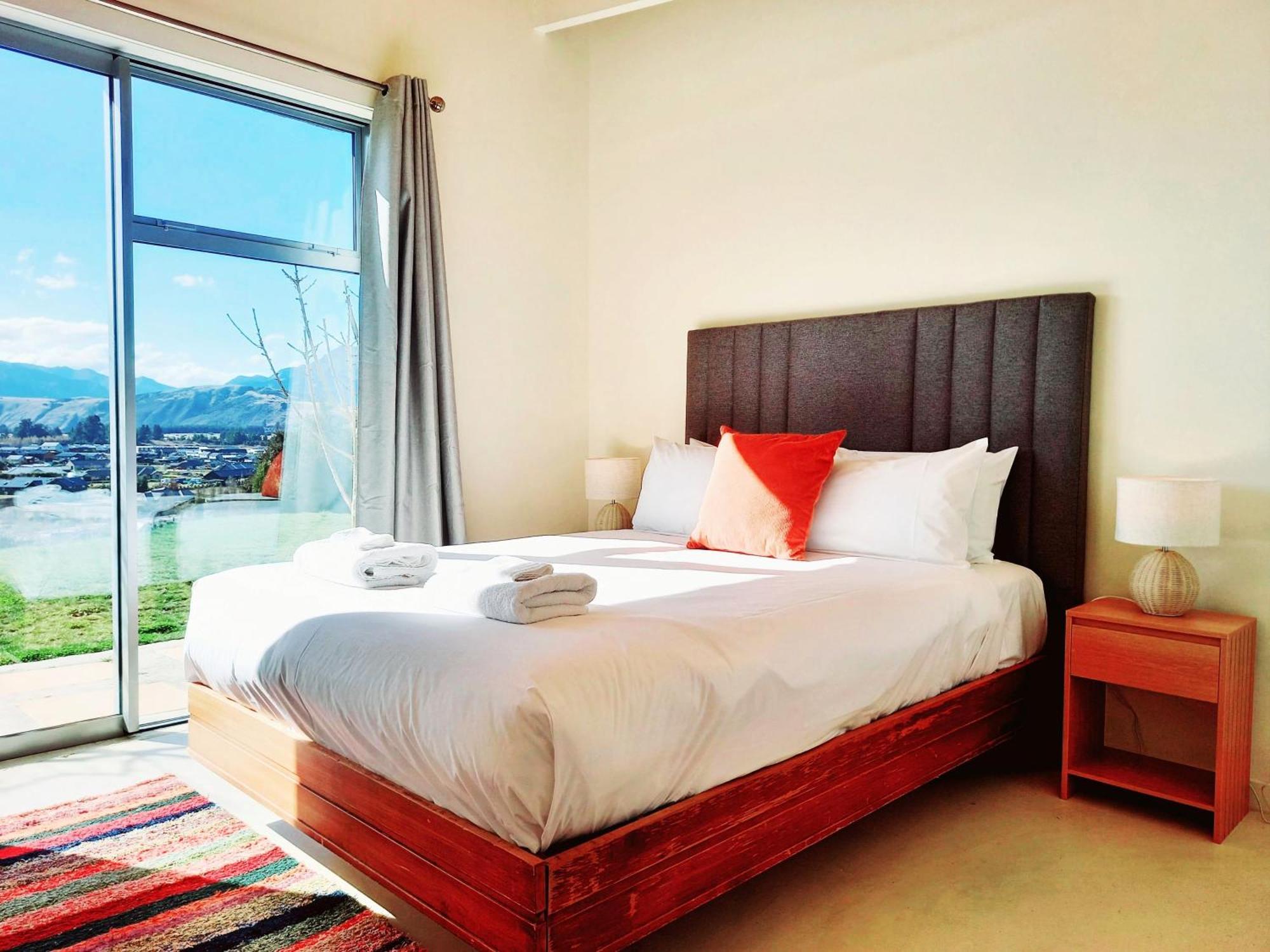 Hotel The Hidden Spring Wanaka Exterior foto