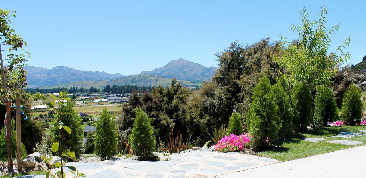 Hotel The Hidden Spring Wanaka Exterior foto